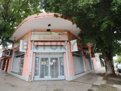 Avenida Parana 5300, Piso 0