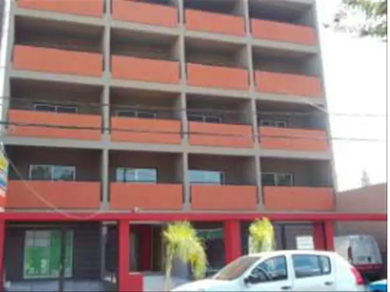 Inte Ballester 3000, Piso 1