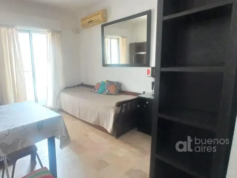 Peron al 2000, y Ayacucho